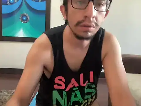 littlelatinhunter online show from 10-21-25, 11:42