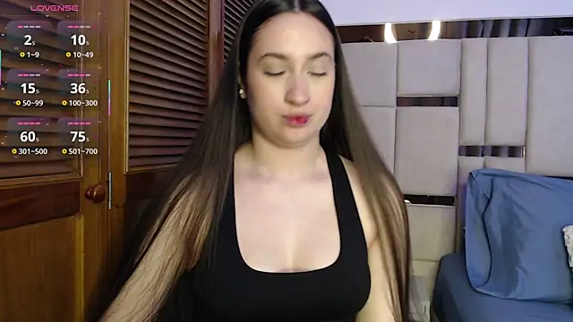 Snapshot of sofiaduque_26 chatting on 06-20-26, 08:36 sofiaduque 26 online show from 06-20-26, 08:36