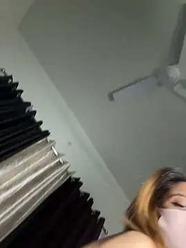 Jen jennyy1 online show from 02-22-25, 07:56