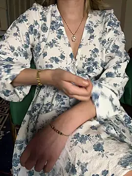 Jen jennyy1 online show from 05-22-26, 11:58
