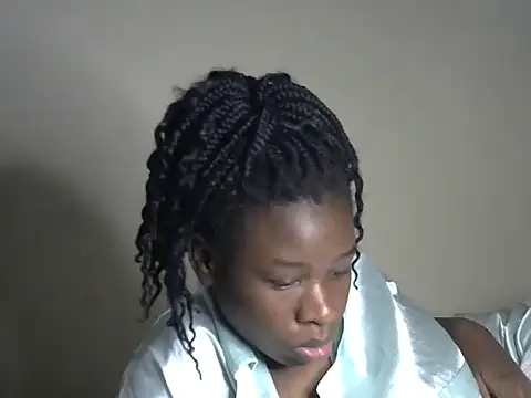 Novah  online show from 11-10-25, 10:48