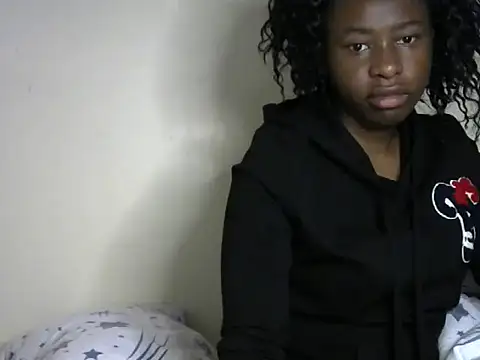 Novah  online show from 10-16-25, 01:52