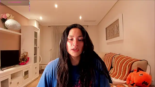 Snapshot of bella_apont chatting on 09-25-25, 10:16 bella apont online show from 09-25-25, 10:16