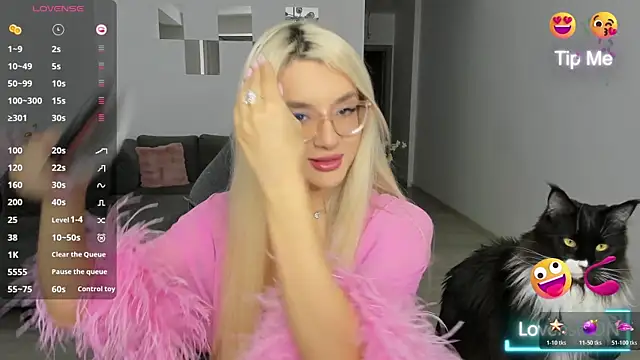 LovelyBianca online show from 01-06-26, 10:58