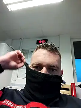 Au plaisir des femmes online show from 11-25-25, 03:56