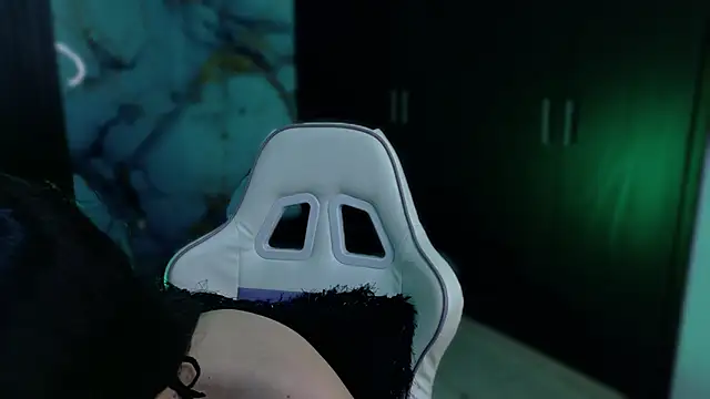 Madison Jackson online show from 09-23-25, 10:06