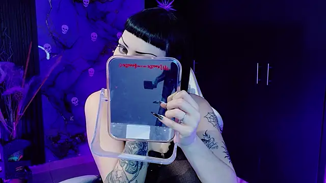 Madison Jackson online show from 12-05-25, 09:23