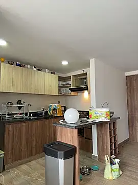 Georgiafox online show from 11-08-25, 03:15