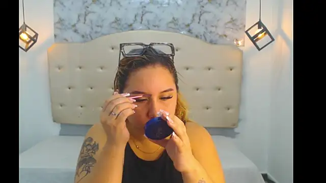 Kathiasaints online show from 04-11-26, 07:06