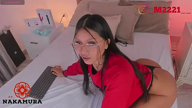 Snapshot of nakamura_sam chatting on 02-11-25, 11:42 nakamura sam online show from 02-11-25, 11:42
