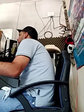 nek36 online show from 05-18-26, 06:56