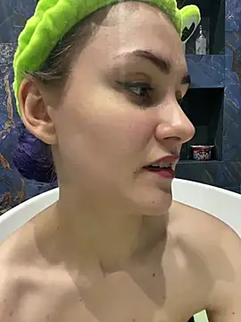 Snapshot of Erotic_Synth_Goddess chatting on 02-24-25, 04:15 Erotic Synth Goddess online show from 02-24-25, 04:15