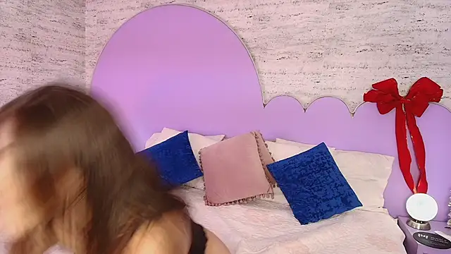 Giaa Ross online show from 02-19-26, 07:33