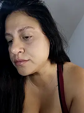 whitegirl0122 online show from 10-30-25, 08:28
