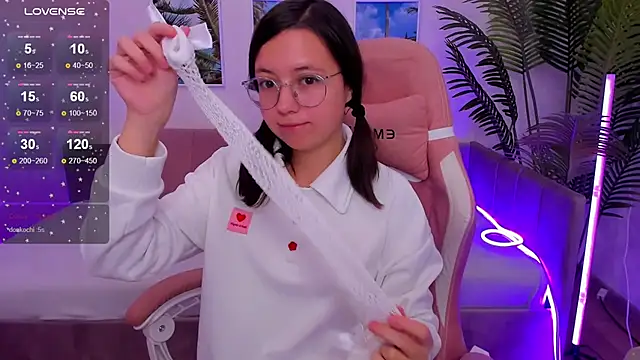 Lina Brownie online show from 10-06-25, 02:35