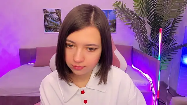Lina Brownie online show from 02-11-25, 01:41