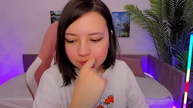Lina Brownie online show from 03-02-25, 02:08