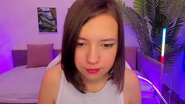 Lina Brownie online show from 02-15-25, 04:58