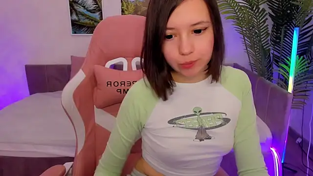 Lina Brownie online show from 03-06-25, 05:03