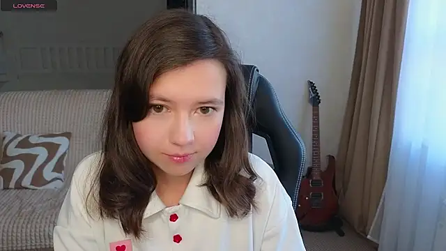 Lina Brownie online show from 10-01-25, 04:06