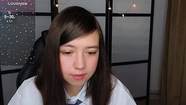 Lina Brownie online show from 10-28-25, 01:28