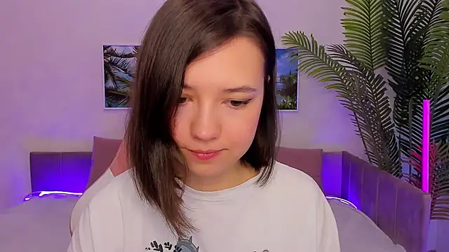 Lina Brownie online show from 03-21-25, 02:28