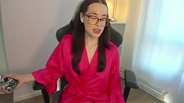 fuckdoll 18 online show from 03-18-26, 02:08