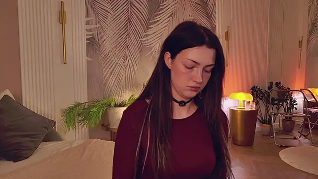 Miley Smile online show from 11-23-25, 05:50