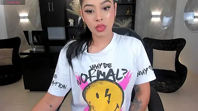 AlyssaDean online show from 11-02-25, 12:32