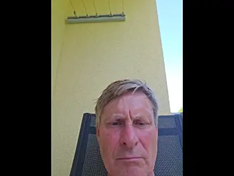 Snapshot of johnnym1 chatting on 05-26-26, 12:25 johnnym1 online show from 05-26-26, 12:25