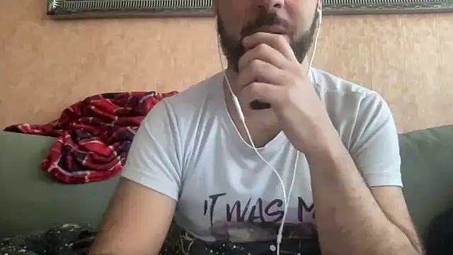 RedDante89 online show from 12-31-24, 09:10