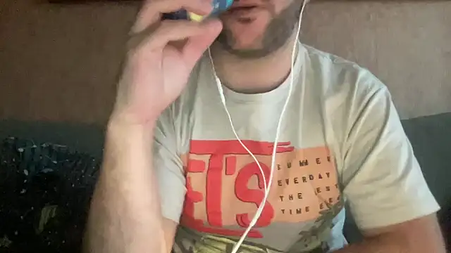 RedDante89 online show from 12-13-24, 07:47