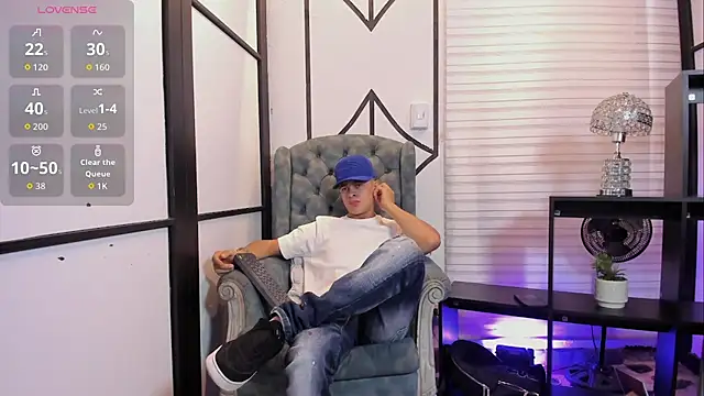 JuniorMorris  online show from 09-29-25, 09:53