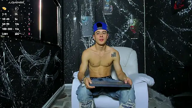 JuniorMorris  online show from 09-12-25, 09:25