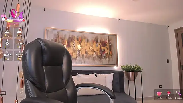 Snapshot of RoxanneHill_ chatting on 10-09-25, 10:49 RoxanneHill online show from 10-09-25, 10:49