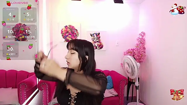 Miss dolly  online show from 11-20-25, 12:28