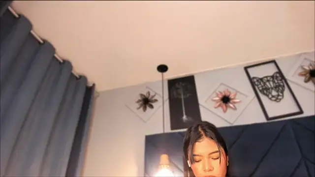 Snapshot of sarita_hills chatting on 02-15-26, 08:02 sarita hills online show from 02-15-26, 08:02