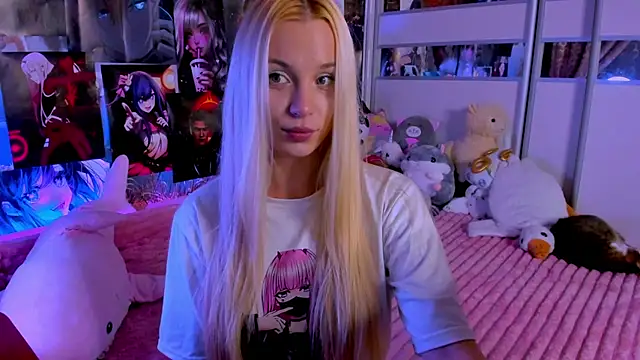 Snapshot of Cute__Pony chatting on 11-12-25, 11:41 Cute Pony online show from 11-12-25, 11:41