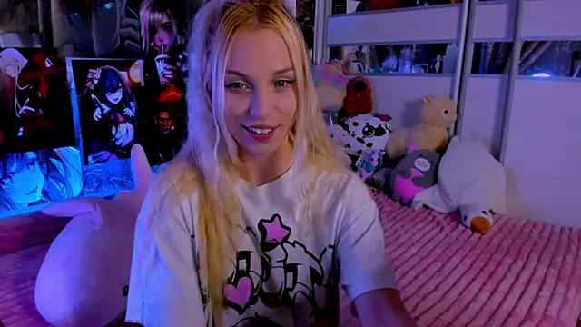 Snapshot of Cute__Pony chatting on 09-23-25, 08:27 Cute Pony online show from 09-23-25, 08:27