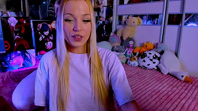 Snapshot of Cute__Pony chatting on 12-10-24, 09:54 Cute Pony online show from 12-10-24, 09:54