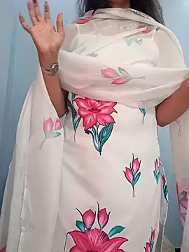Snapshot of Aachal_7 chatting on 10-20-25, 05:42 Aachal 7 online show from 10-20-25, 05:42