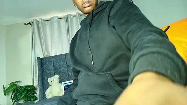 t-NaughtyLicia online show from 03-12-26, 04:29