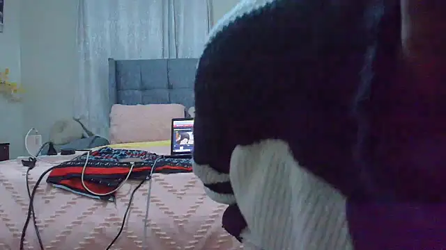 Snapshot of t-NaughtyLicia chatting on 04-29-26, 02:05 t-NaughtyLicia online show from 04-29-26, 02:05