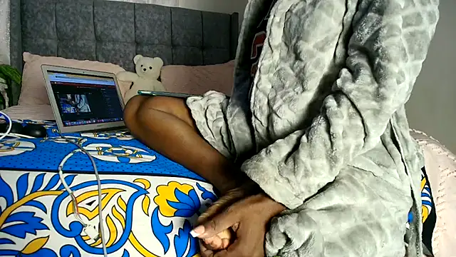 t-NaughtyLicia online show from 03-23-26, 06:02