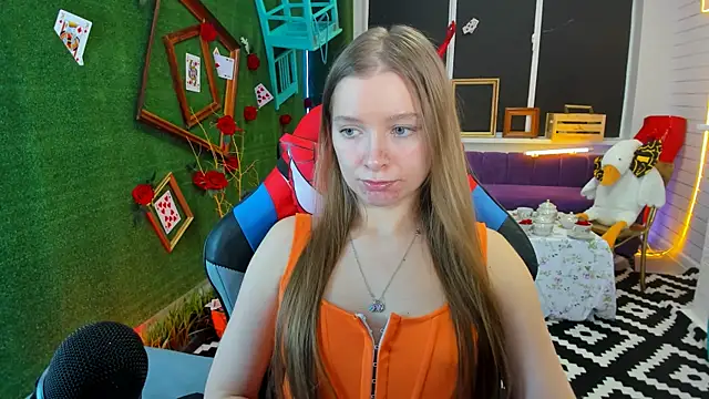 MayaSinabon online show from 02-12-25, 12:12