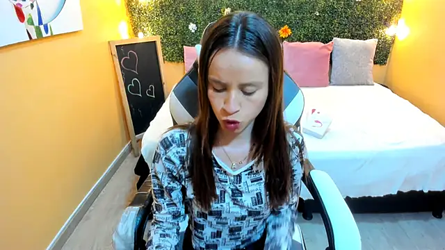 Violeta Hernandez online show from 02-04-25, 12:22