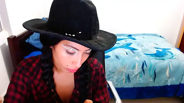 sofia rosse4 online show from 09-17-25, 11:29