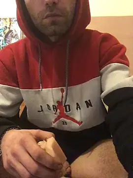 Snapshot of diablloo3 chatting on 02-10-25, 01:24 diablloo3 online show from 02-10-25, 01:24