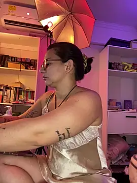 Snapshot of Amarantha_666 chatting on 02-04-26, 09:54 Amarantha 666 online show from 02-04-26, 09:54