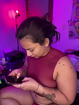 Snapshot of Amarantha_666 chatting on 07-28-26, 02:35 Amarantha 666 online show from 07-28-26, 02:35